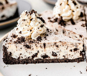 Cookies and Crème Mousse Pie